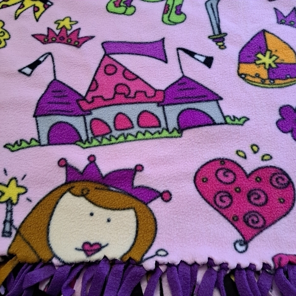 Homemade Girl's Princess Blanket/Throw With Fringe - Picture 3 of 7